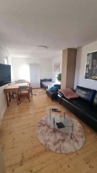 Appartamento Wohnen In Niederweimar Zwischen Marburg Und Giessen Esterno foto